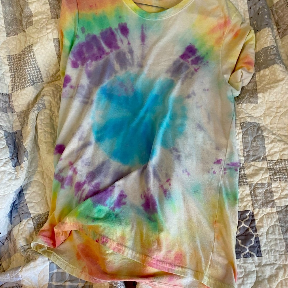 Tie die shirt